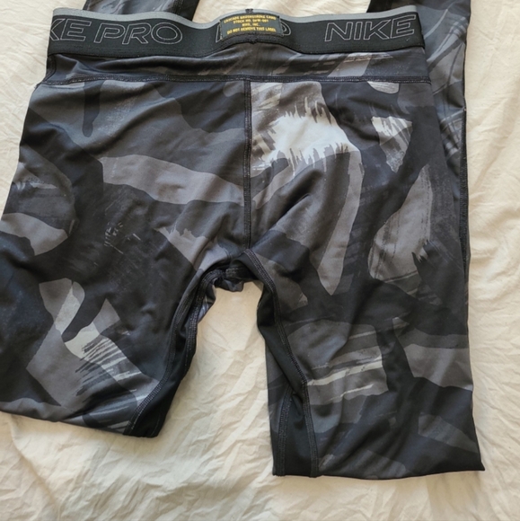 Nike Pro Mens SZ Med Training Tights in Cascade Brush Stroke Camo Black - Picture 7 of 9